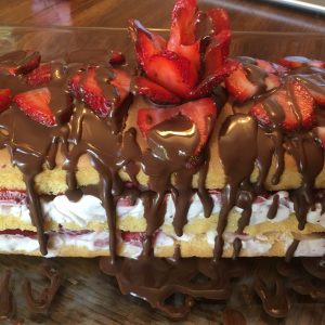 strawberry ice cream cake (3)